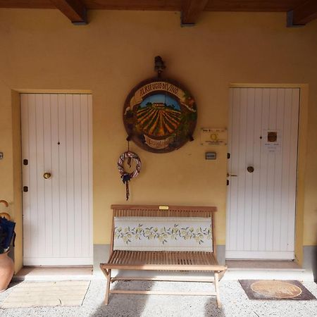 Agriturismo Al Rifugio Divino Belvedere Ostrense Luaran gambar