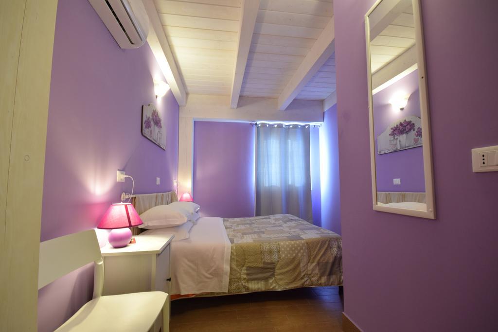 Agriturismo Al Rifugio Divino Belvedere Ostrense Luaran gambar