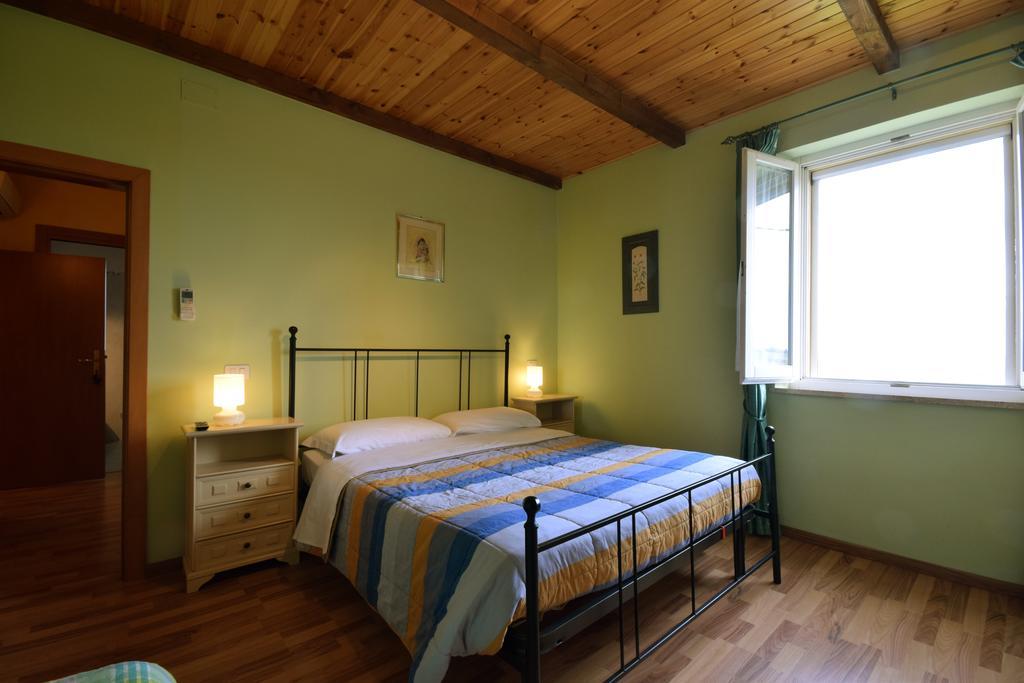 Agriturismo Al Rifugio Divino Belvedere Ostrense Luaran gambar